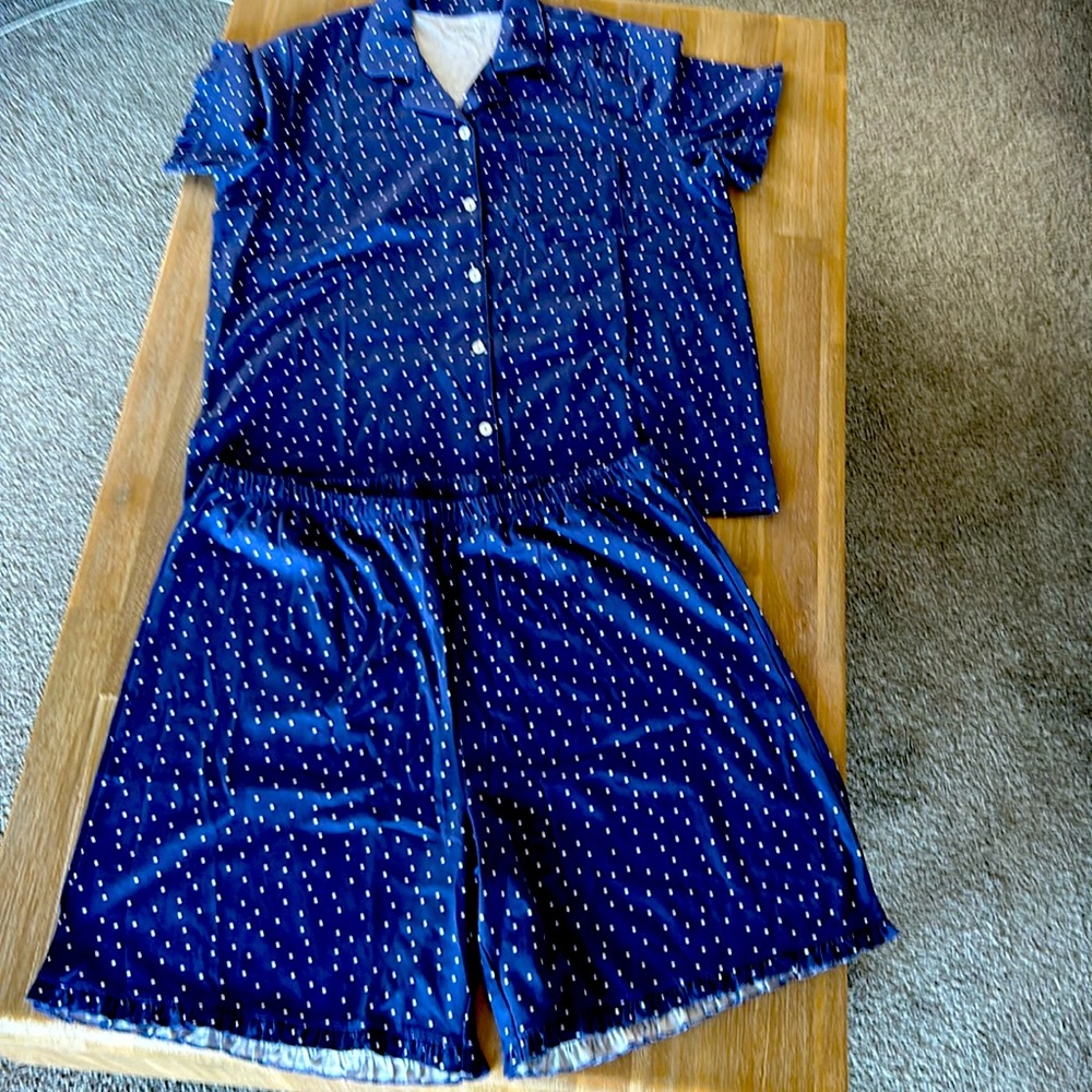 Polka dot PJ Set 💙